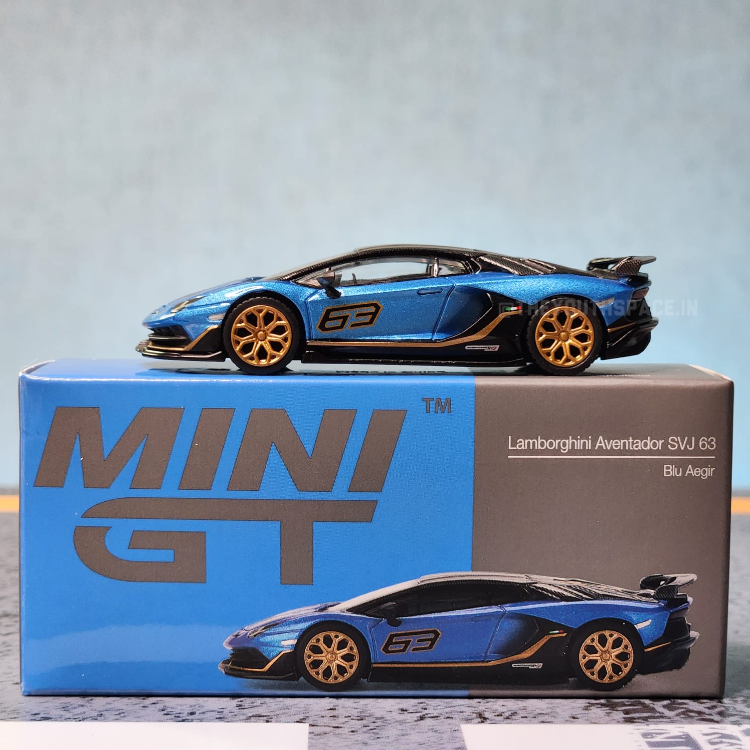 Mini GT #784 Lamborghini Aventador SVJ 63 Blu Aegir 1:64