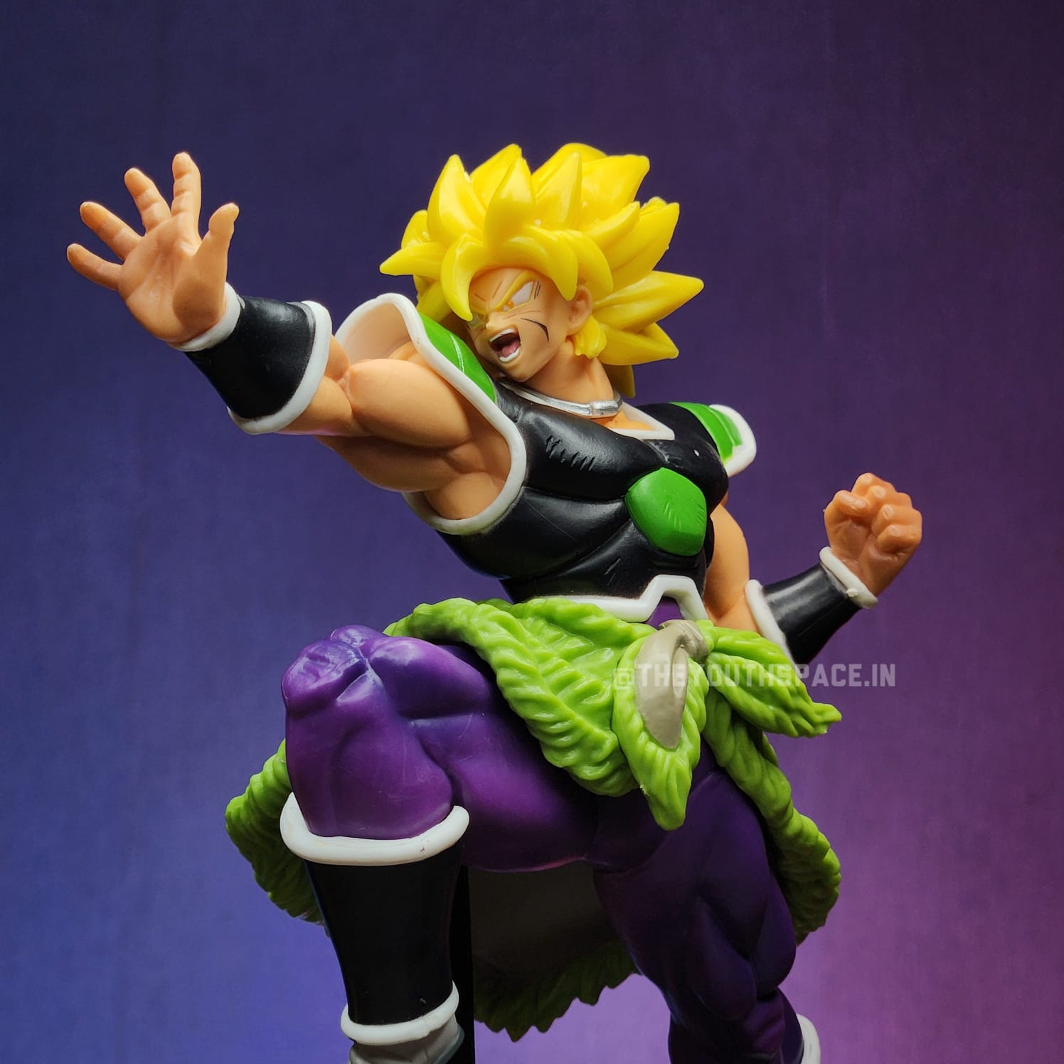 Dbz broly hot sale action figure