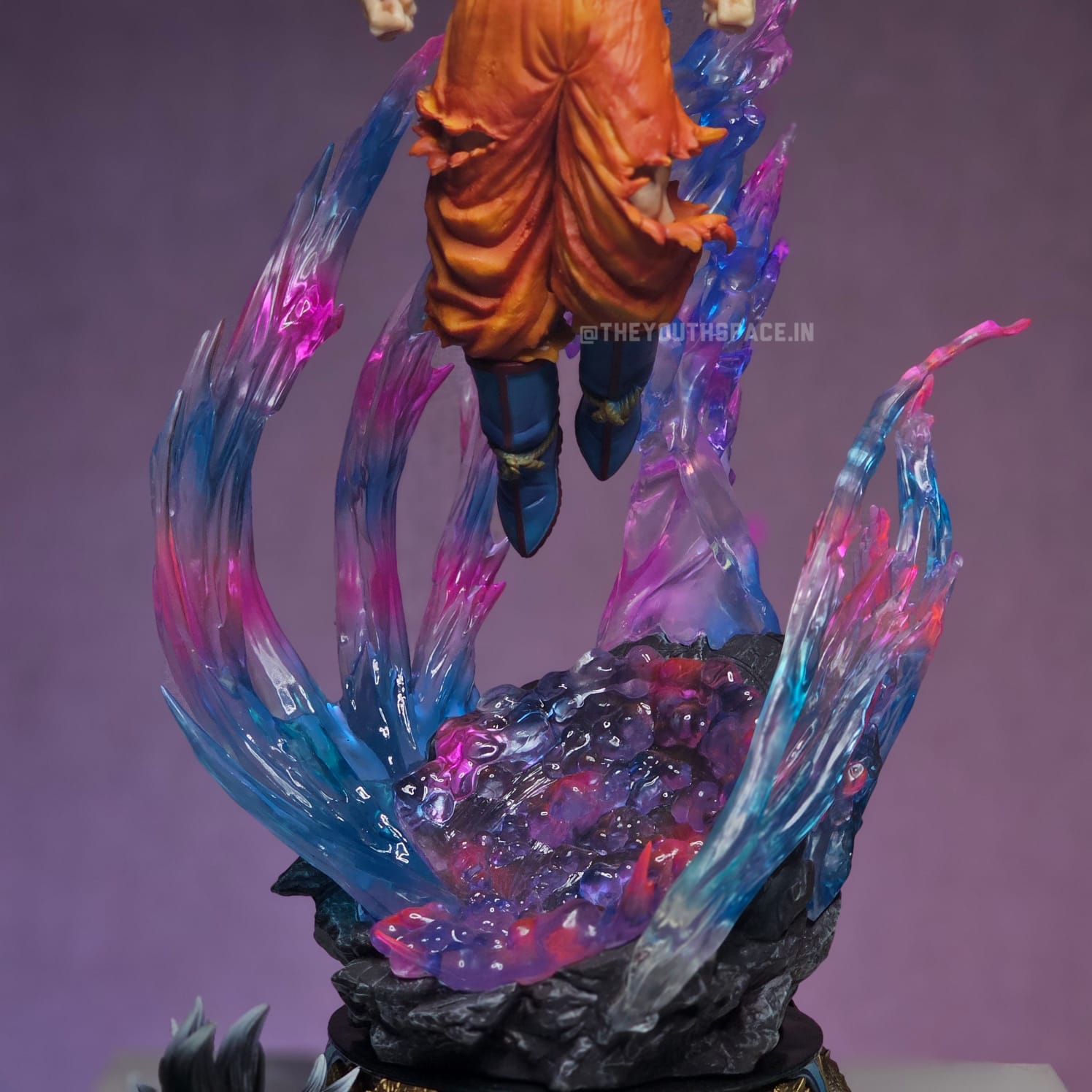 GOKU ULTRA INSTINCT ACTION FIGURE (53 CM) - DRAGON BALL