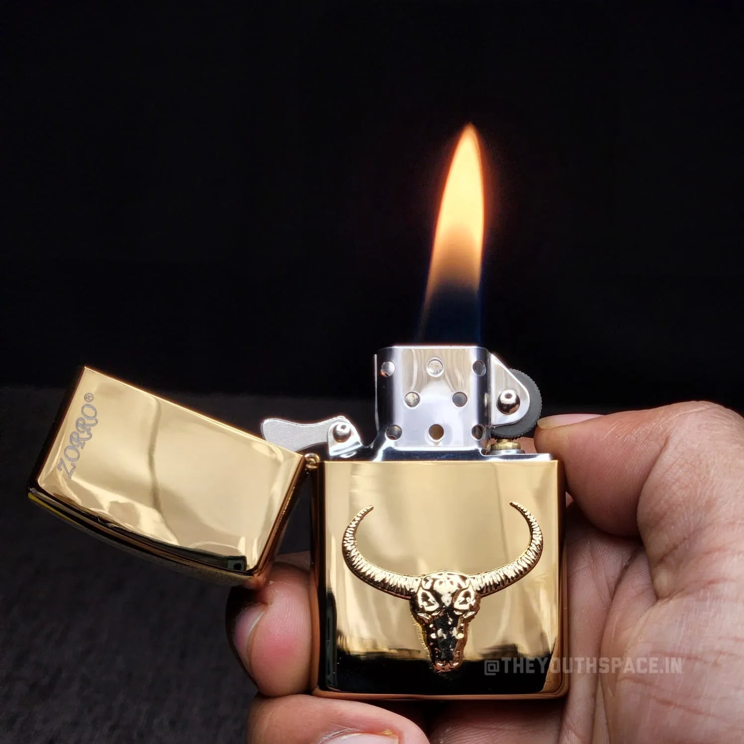 ZORRO ULTIMATE JUSTICE BRASS GOLDEN BULL EMBOSSED LIGHTER 2025