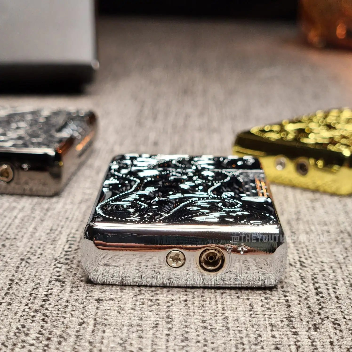 Classic Sleek Flint Wheel Lighter (Metallic) Model 2