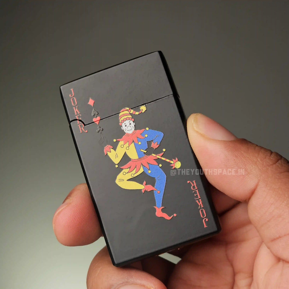Card-Themed Green Jet Lighter