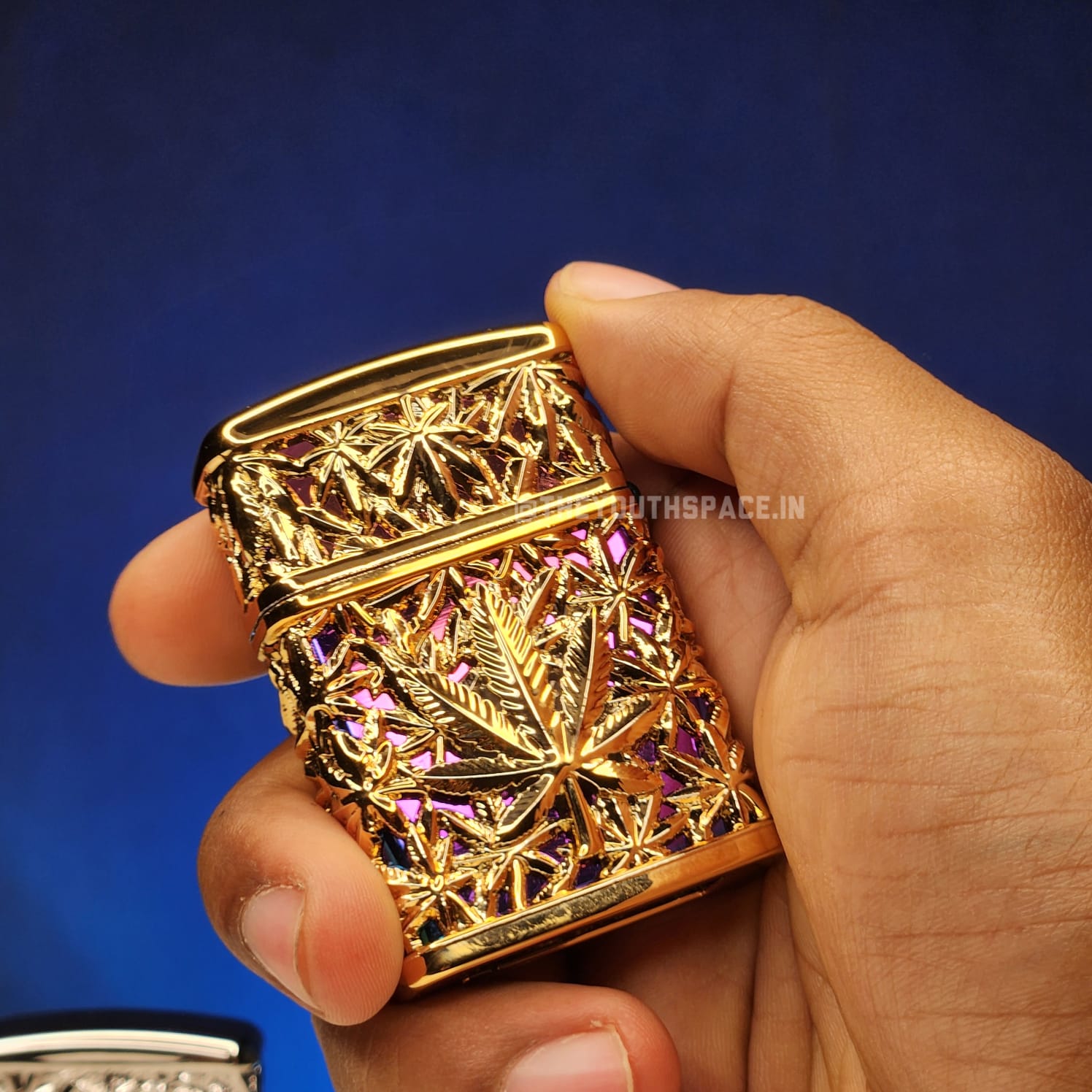 Royal Leaf Engraved Jet Lighter (Metallic)