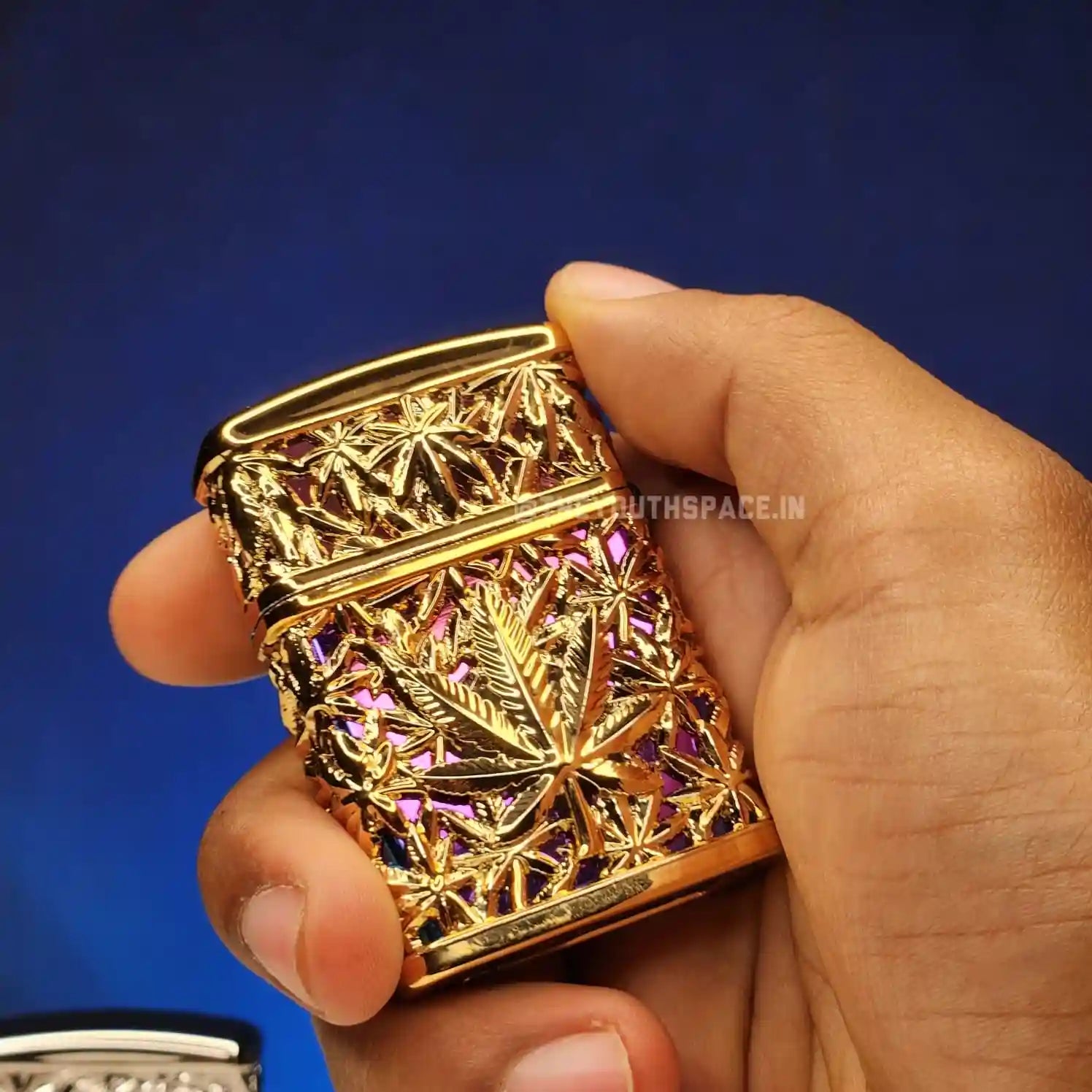 Royal Leaf Engraved Jet Lighter (Metallic)