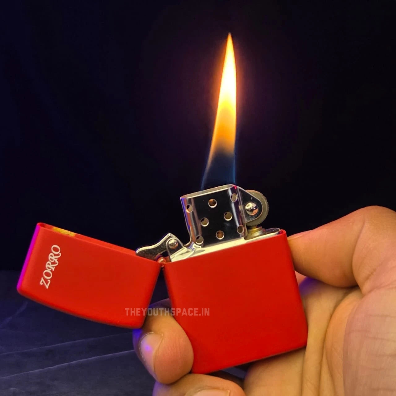ZORRO ULTIMATE JUSTICE BRASS MATTE RED LIGHTER 22HK