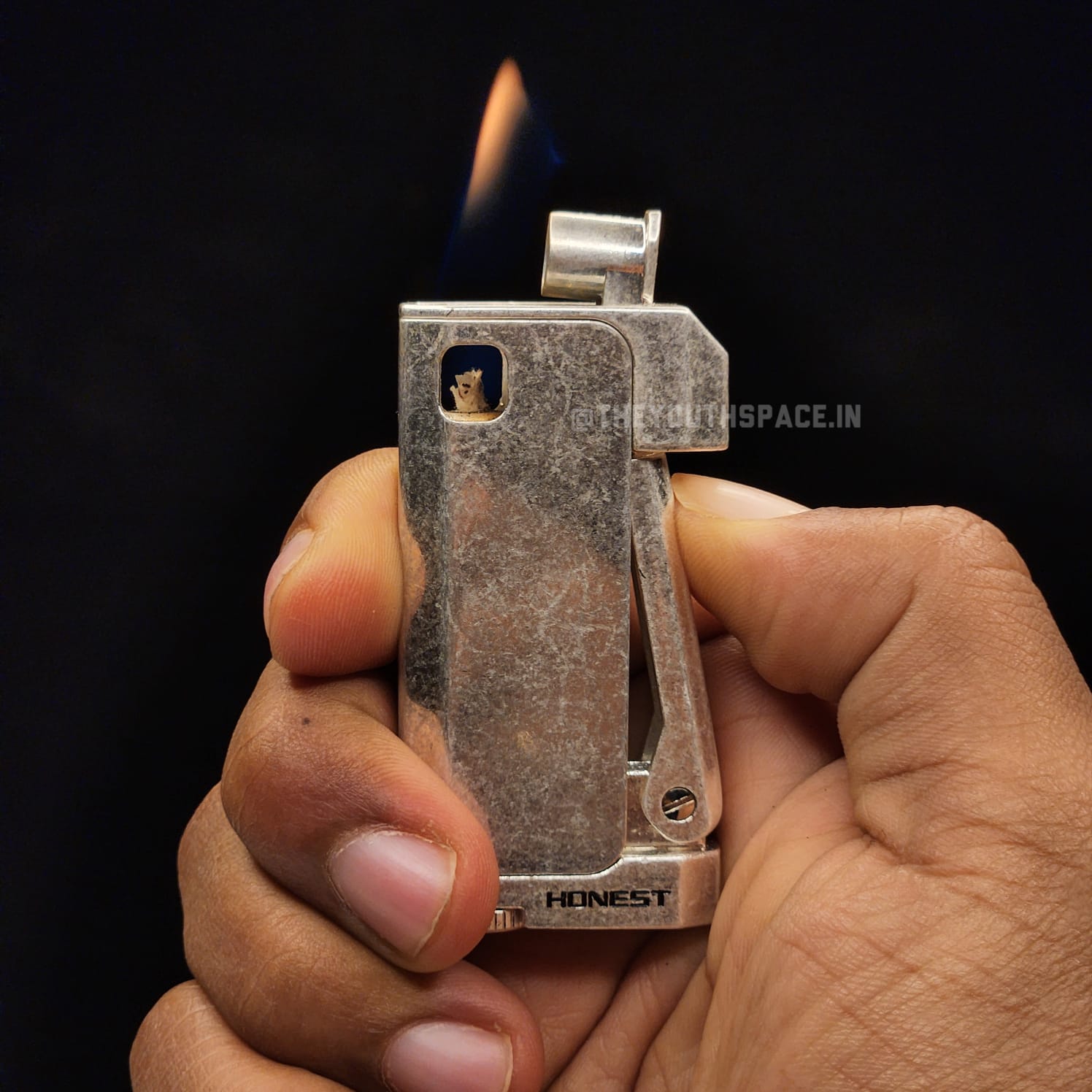 Premium Steel Flint Lighter (Metallic)
