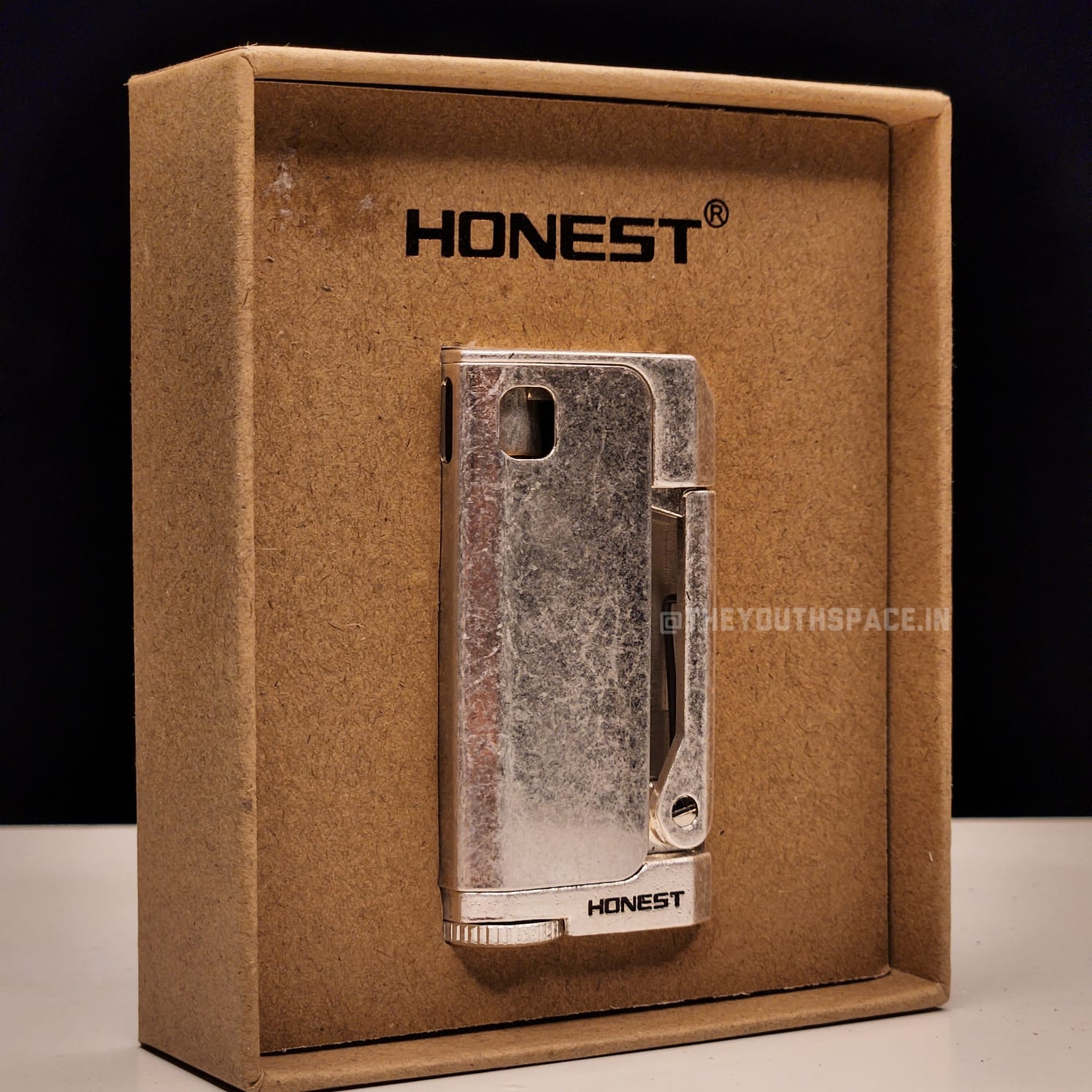 Premium Steel Flint Lighter (Metallic)