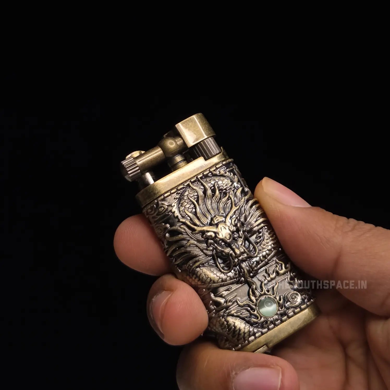 Premium Dragon Vintage lighter