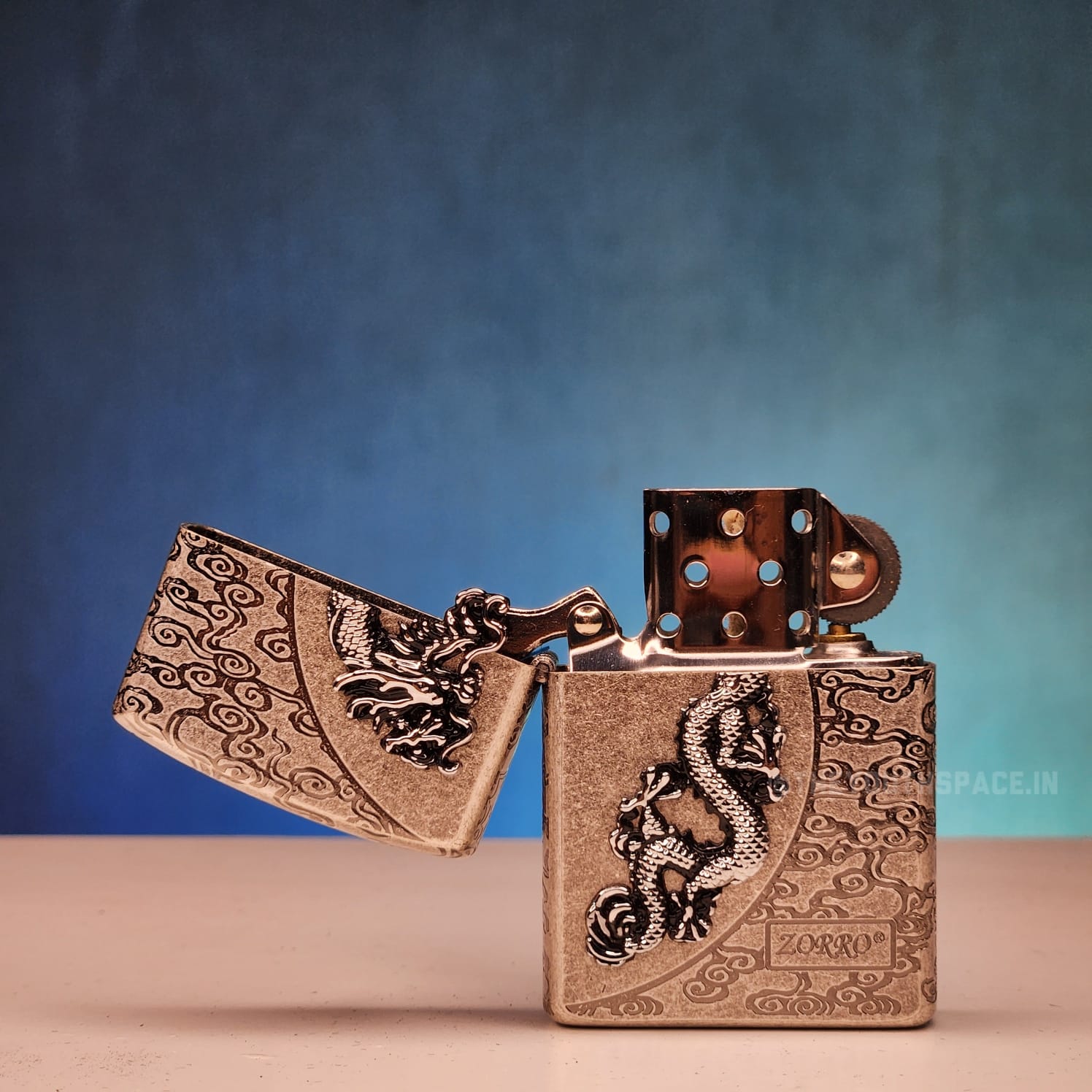 ZORRO ULTIMATE JUSTICE BRASS ANTIQUE DRAGON EMBOSSED LIGHTER 24 HK