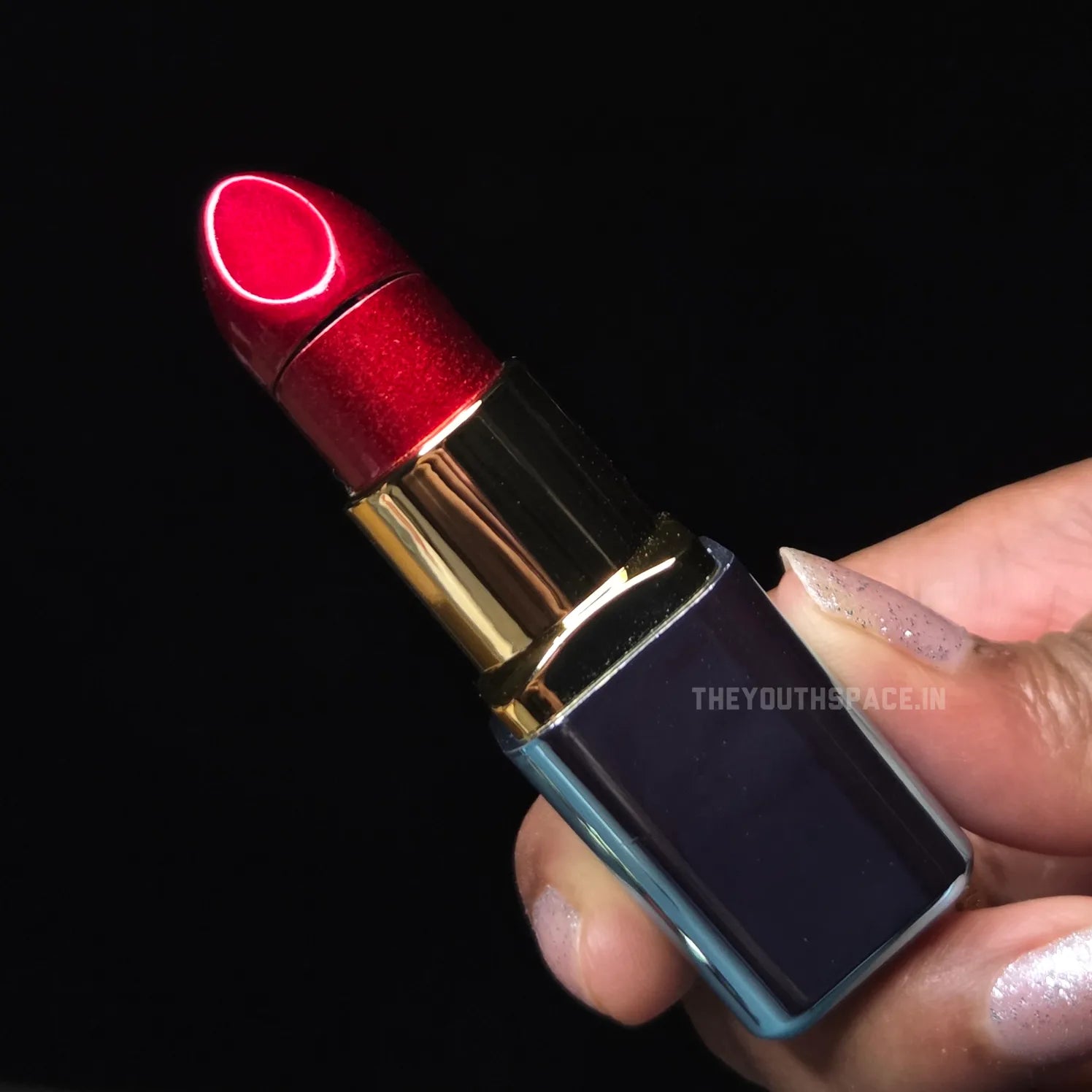 Glam Lipstick Flame Lighter