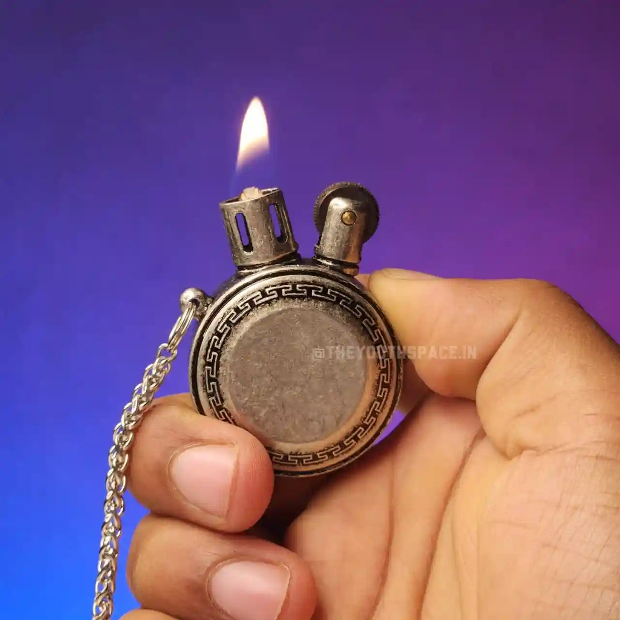 Antique heritage lighter (Metallic)
