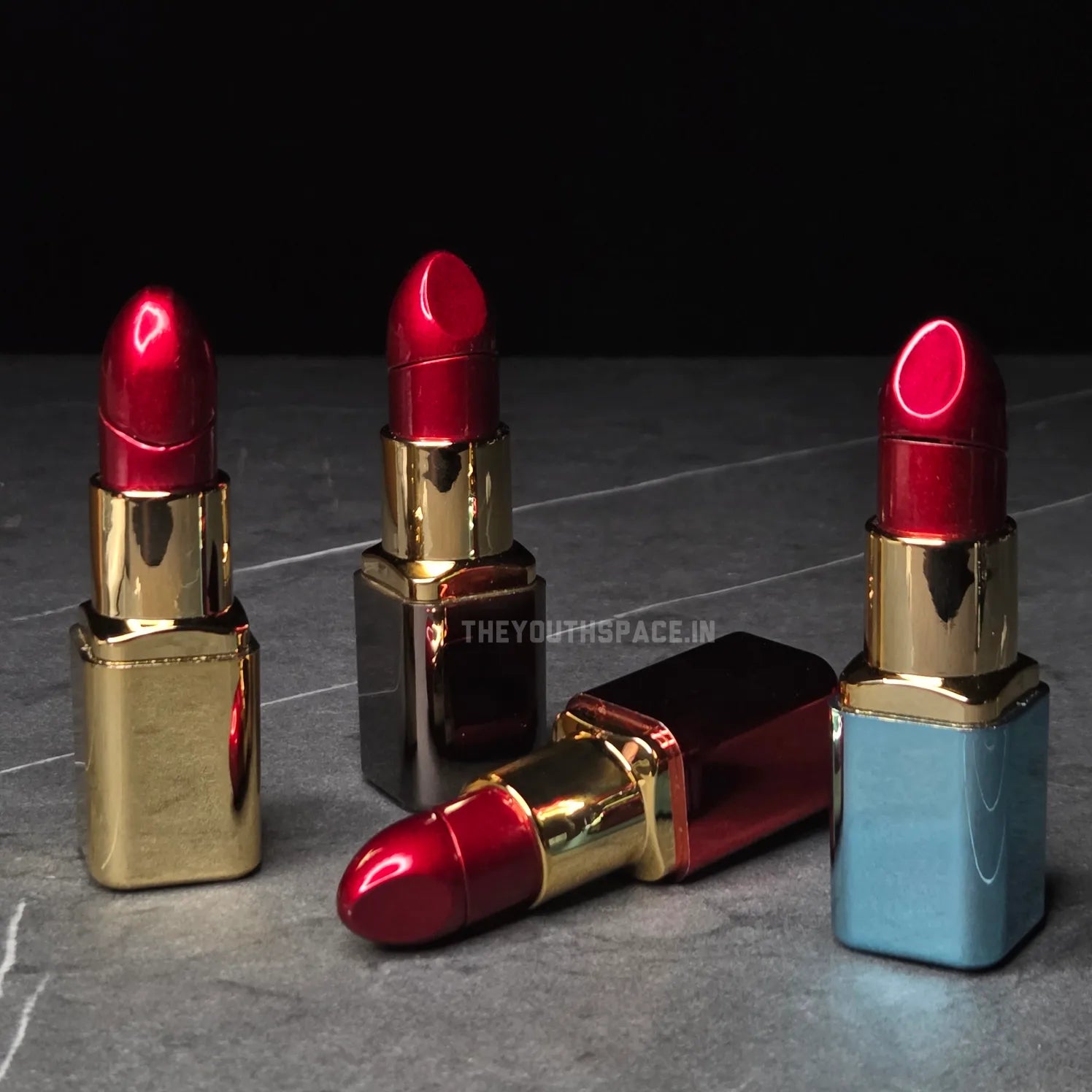 Glam Lipstick Flame Lighter