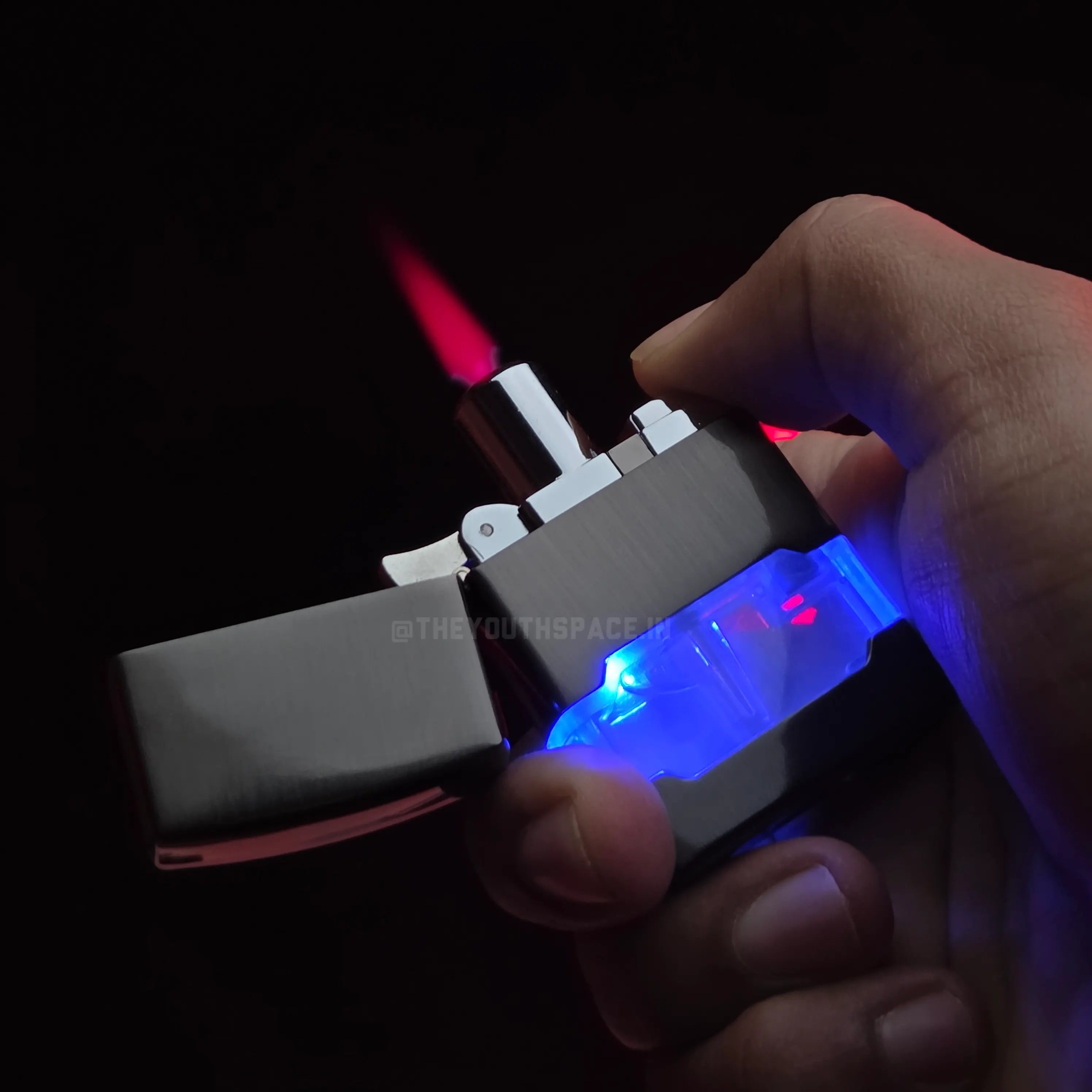 Lumi Tank Red Flame Jet Lighter (Metallic)