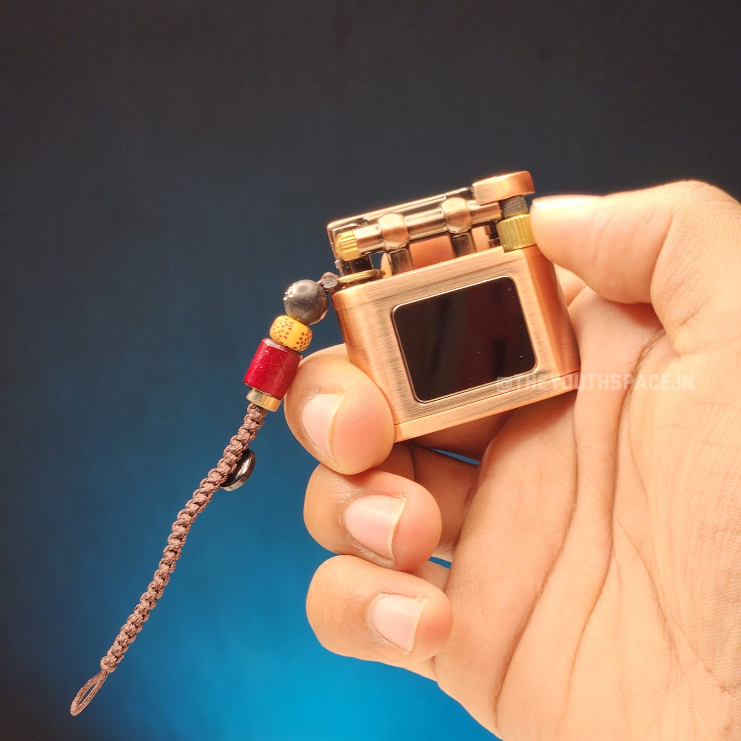 SOKO Antique Handheld Mirror Lighter