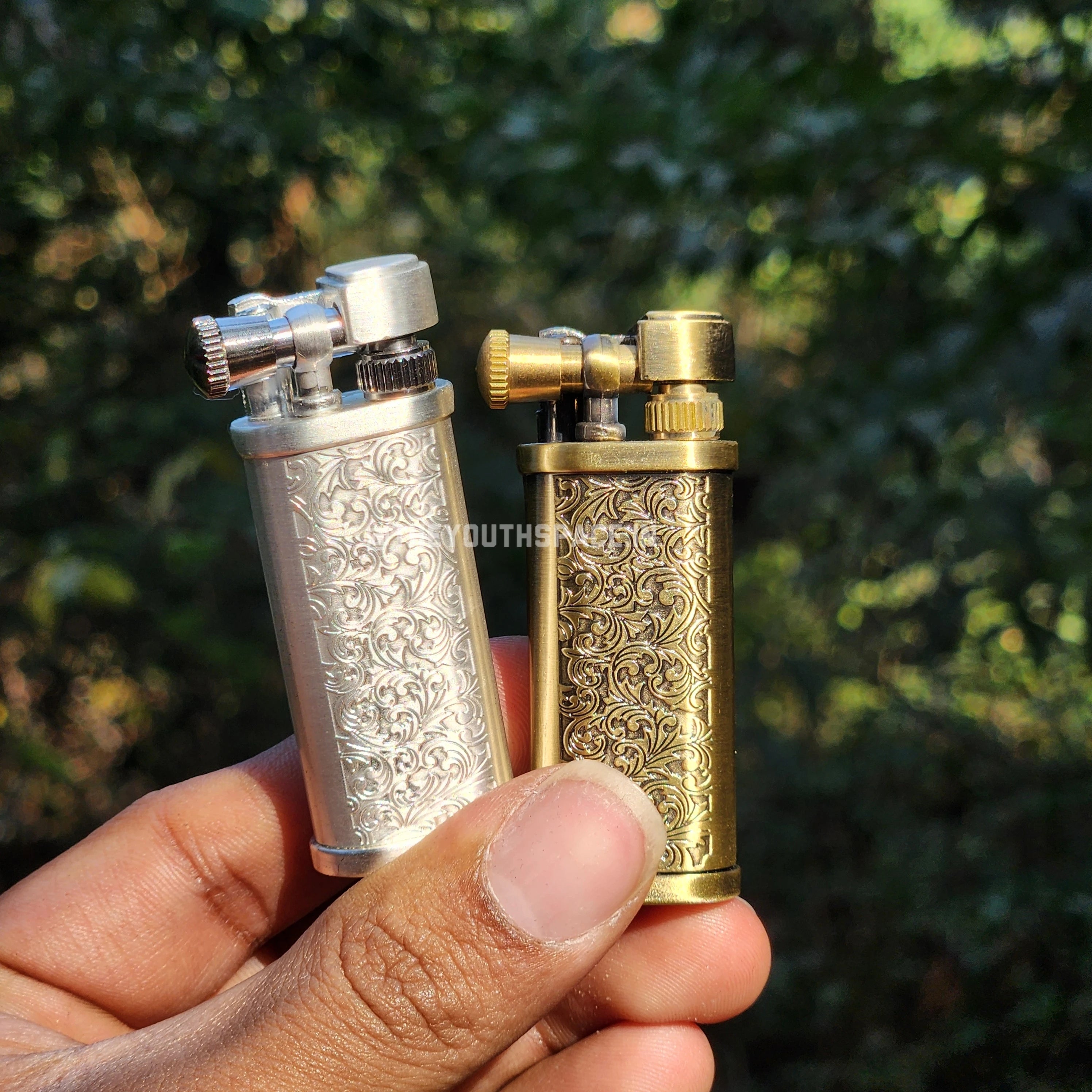 Vintage Intricate Design Lift Arm Metal Lighter