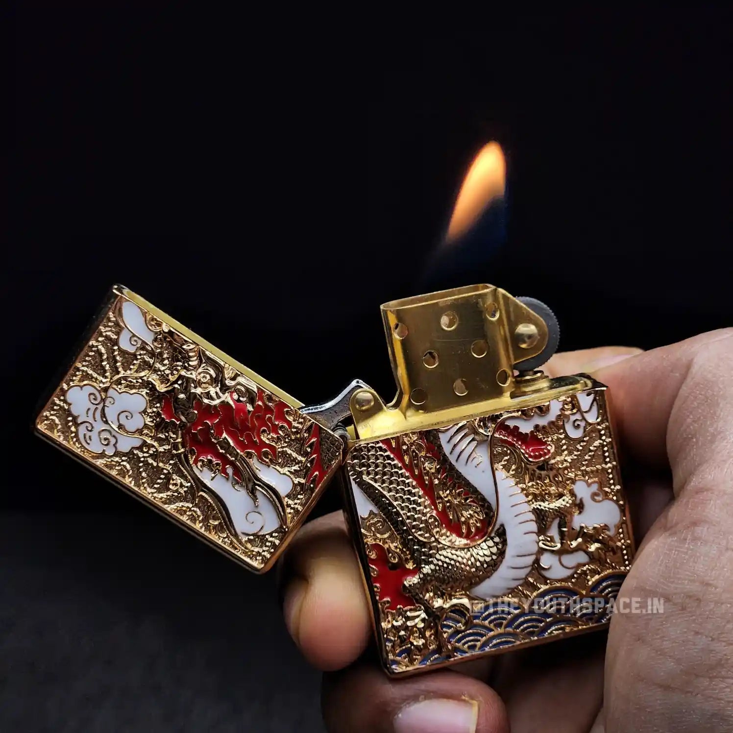 Zorro Ultimate Justice Brass Red Dragon Embossed Lighter 2025