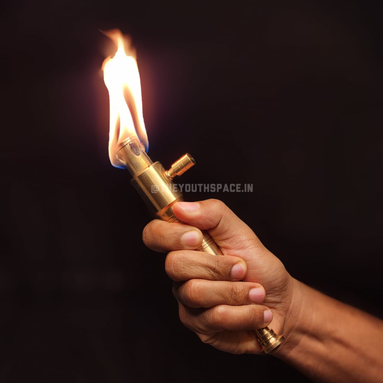 The Banger Brass Vintage Lighter