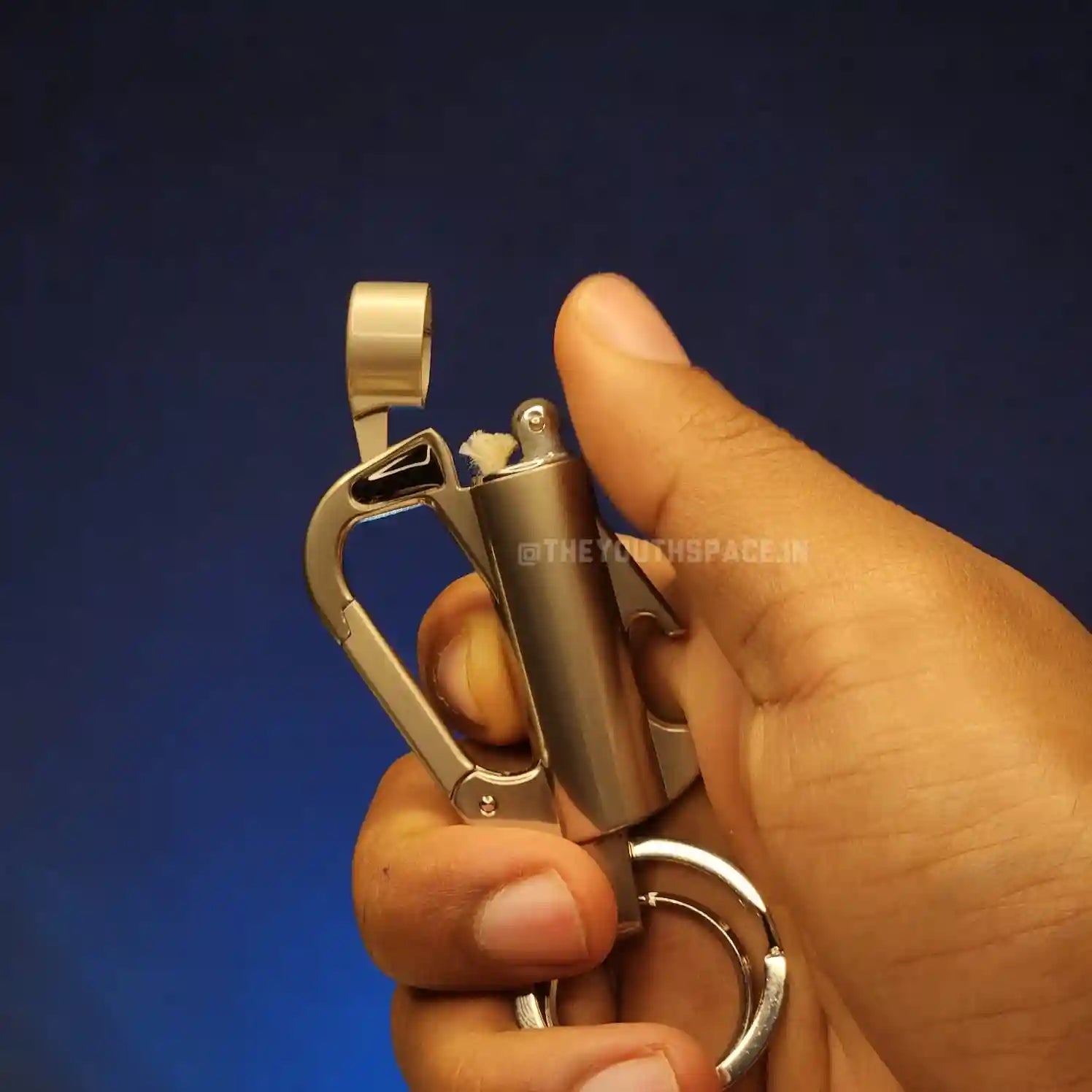 Carabiner Flint wheel Lighter (Metallic)