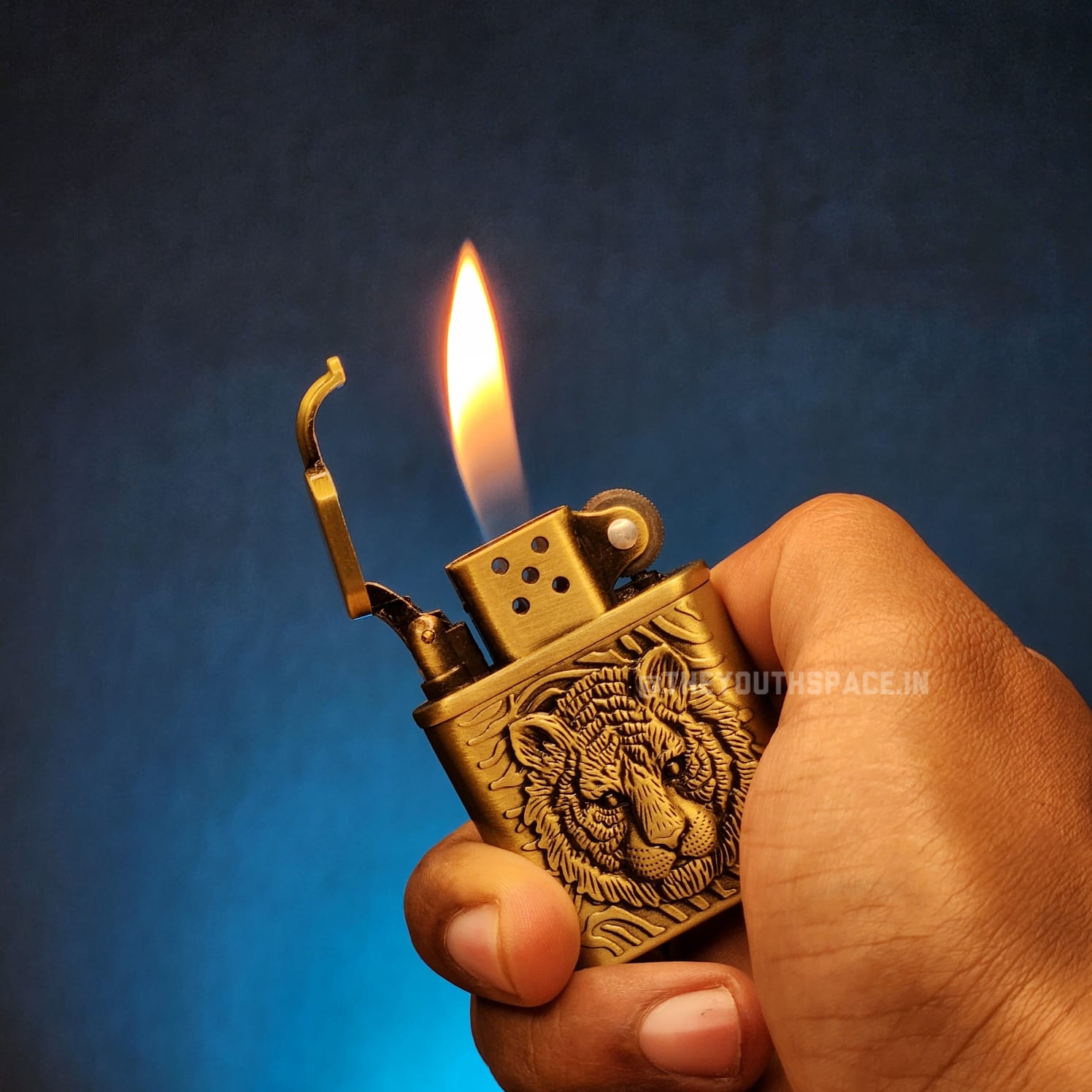 Tiger Flint Wheel Classic Lighter (Metallic)