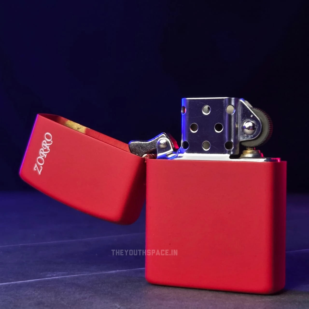ZORRO ULTIMATE JUSTICE BRASS MATTE RED LIGHTER 22HK