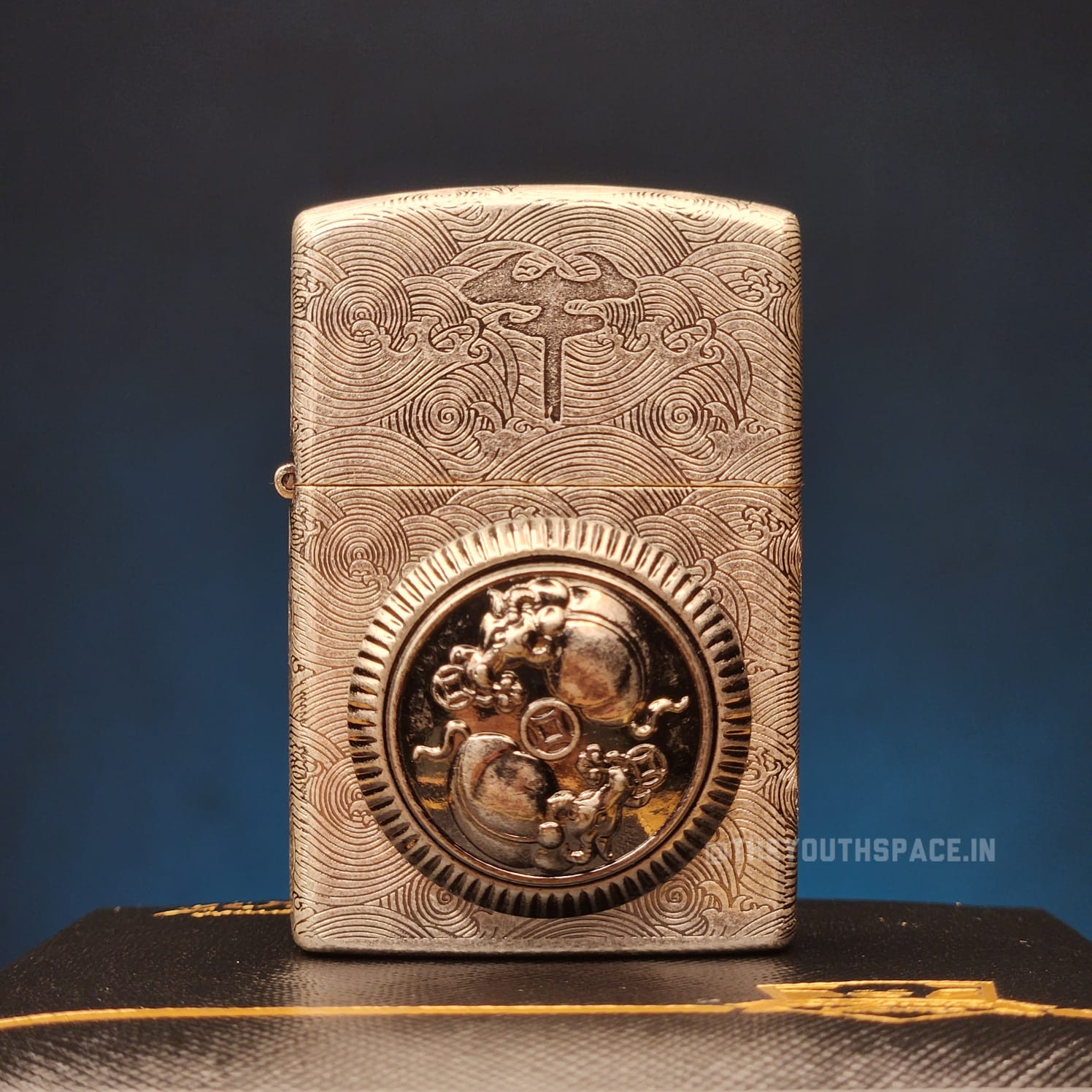 ZORRO ULTIMATE JUSTICE BRASS SPINNER BULL LIGHTER 2025