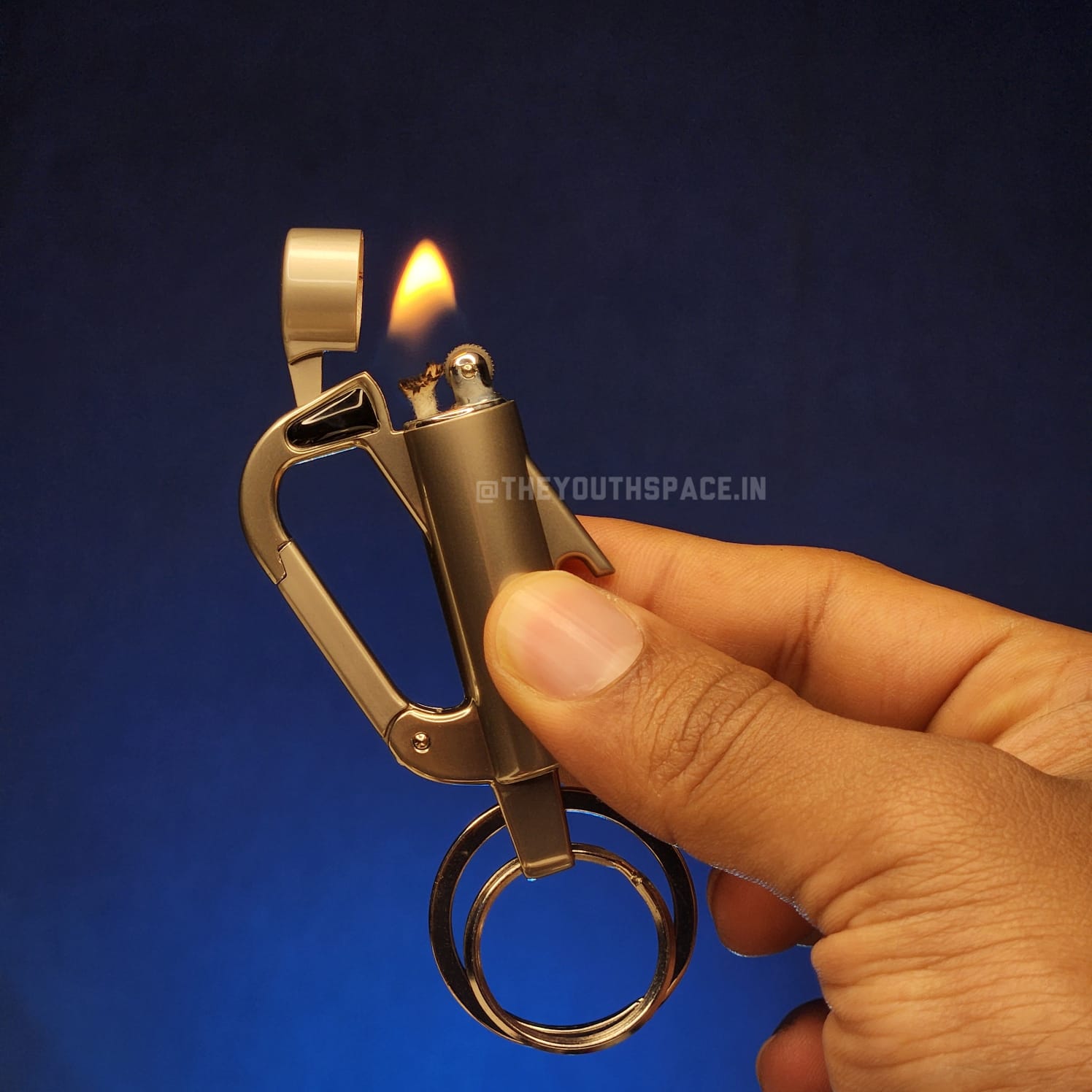 Carabiner Flint wheel Lighter (Metallic)