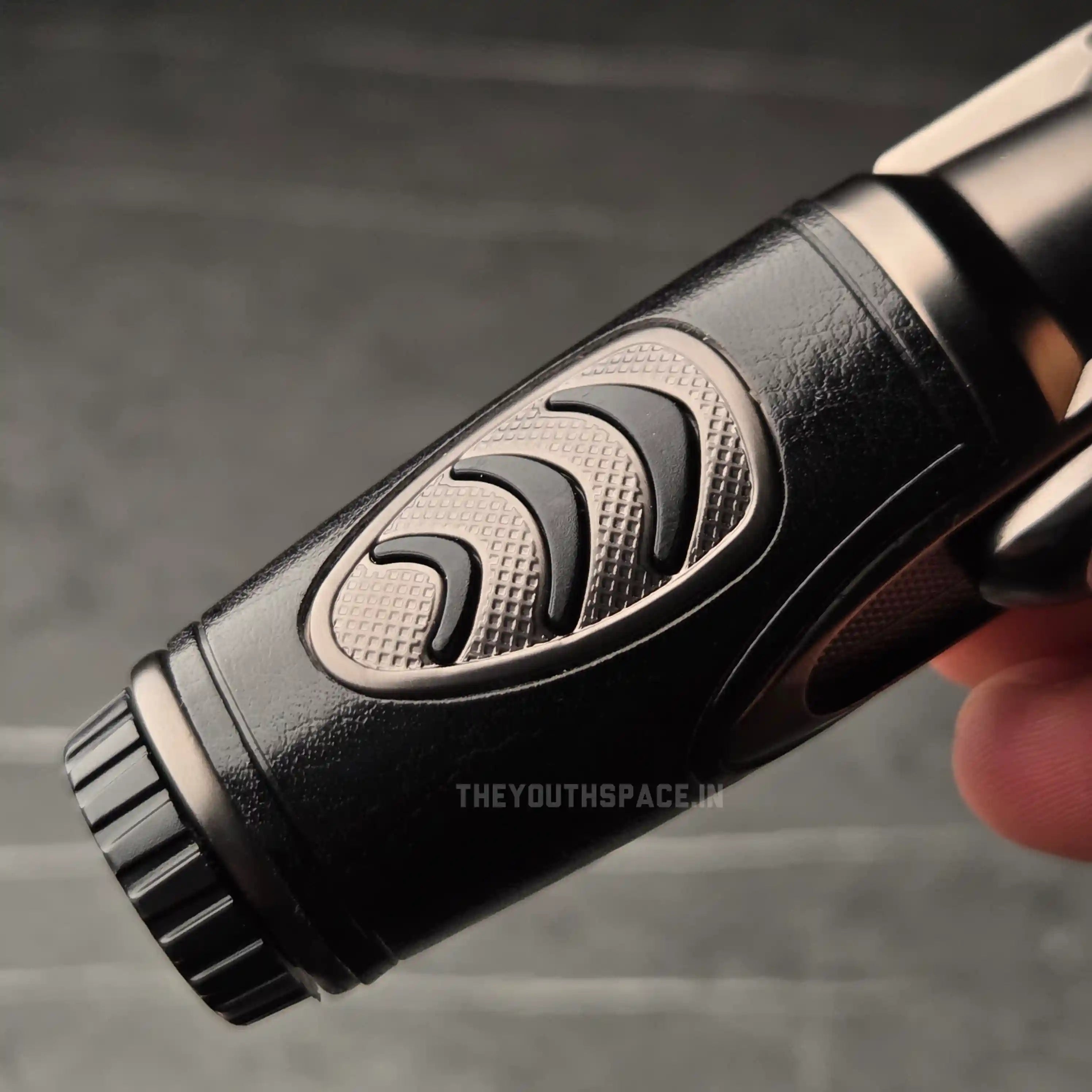 Torch Grip Dual Flame Lighter