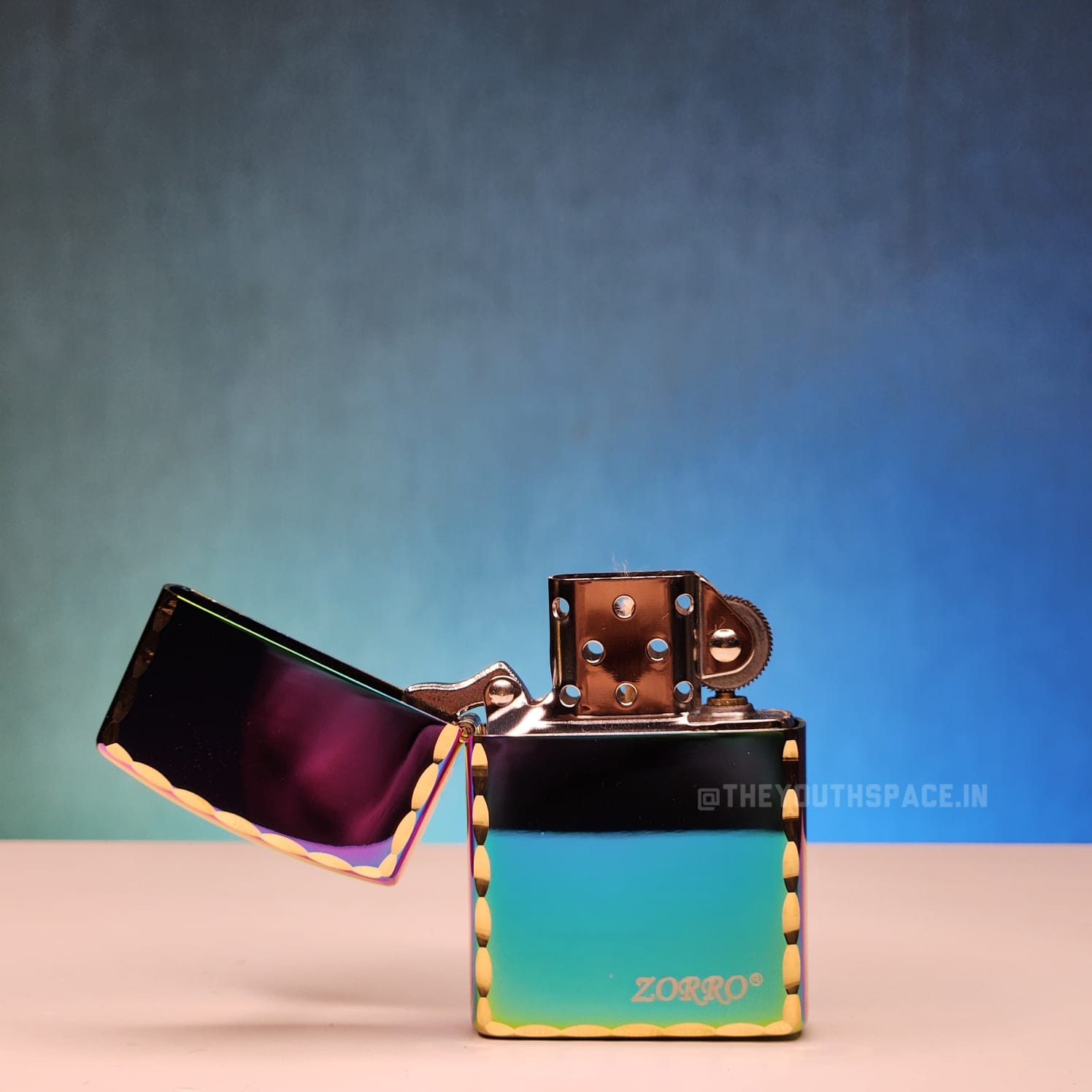 ZORRO ULTIMATE JUSTICE BRASS MULTI-COLOR LIGHTER 22HK