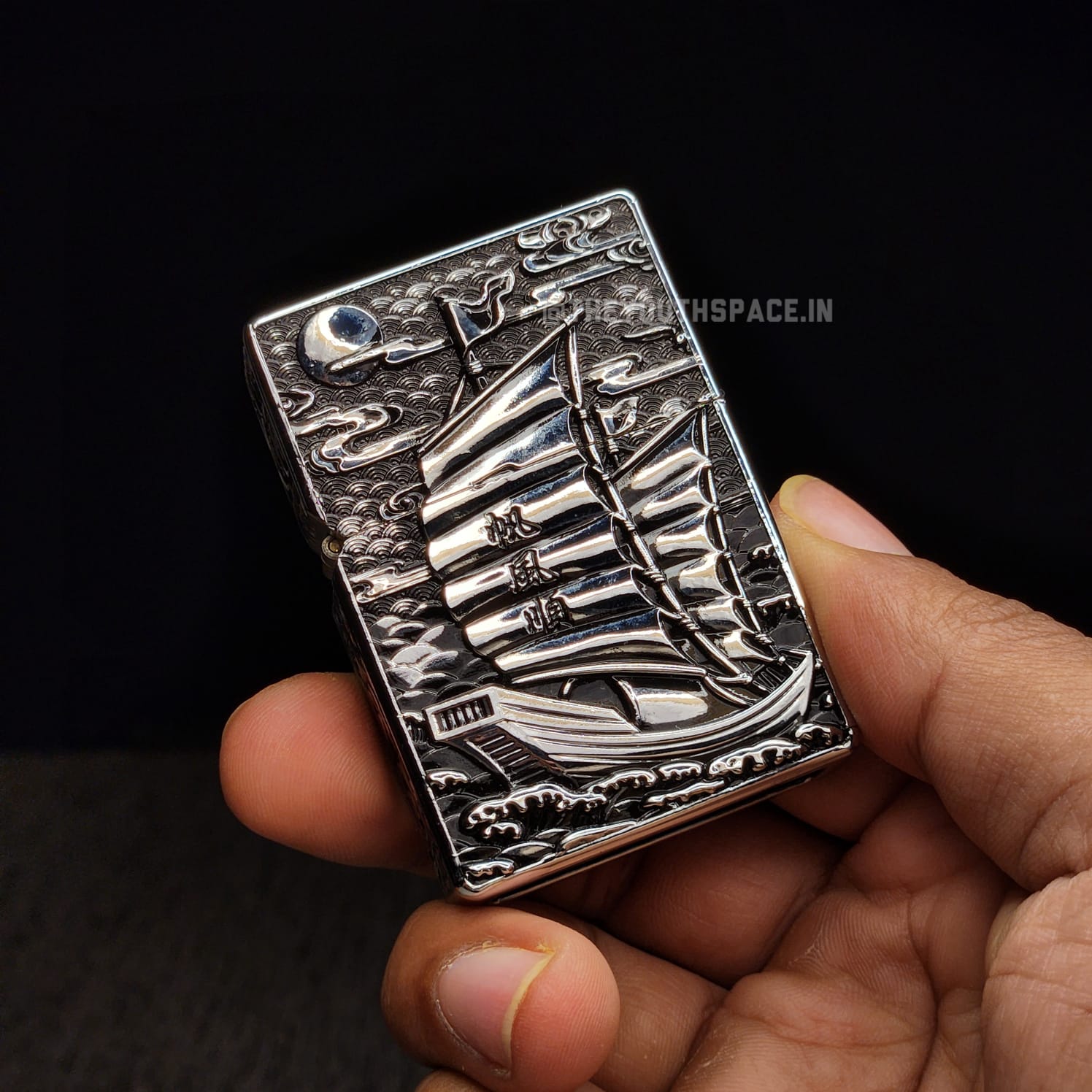 Ultra Premium Zorro Retro Sailboat Finely Carved Heavy Armor Brass Lighter