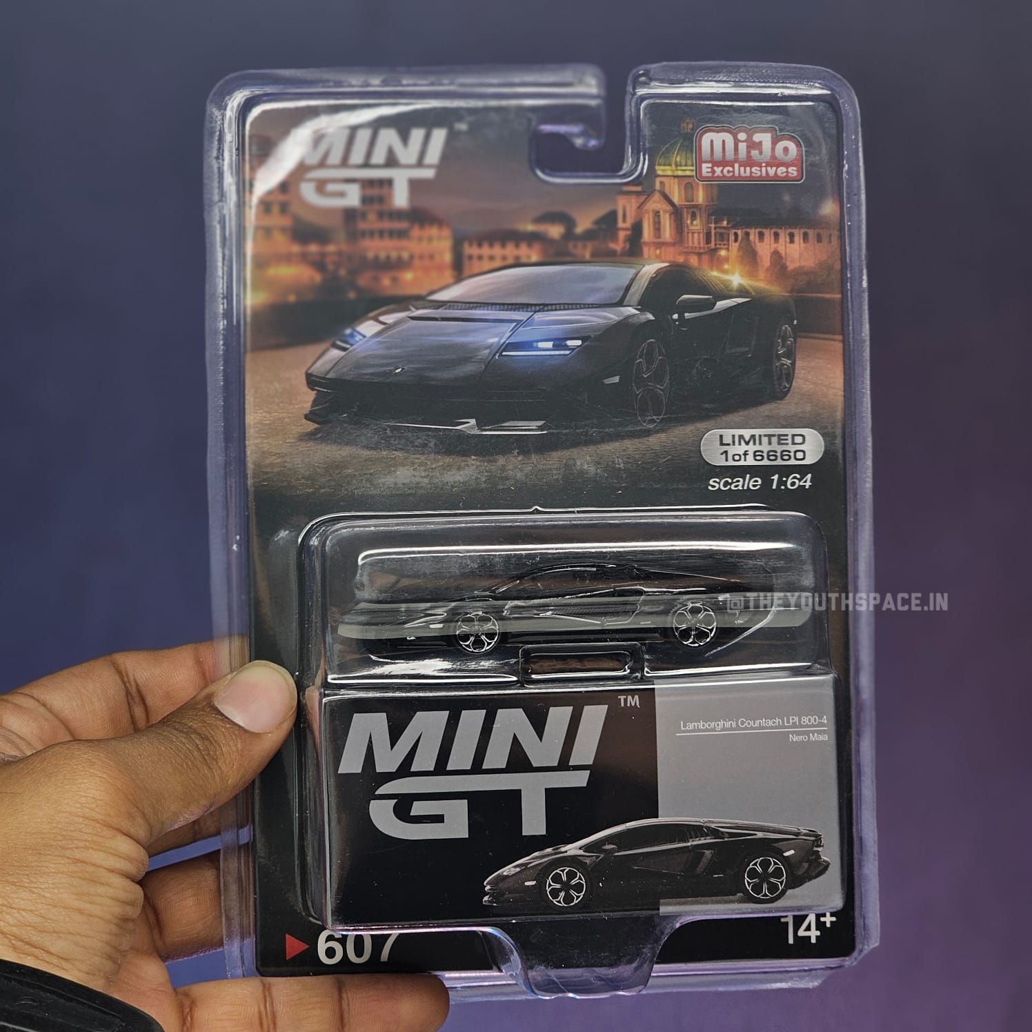 Mini GT Lamborghini Countach LPI 800-4 Nero Maia Limited Edition (Imported)