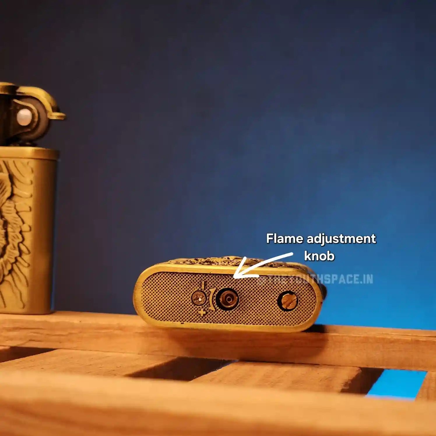 Tiger Flint Wheel Classic Lighter (Metallic)