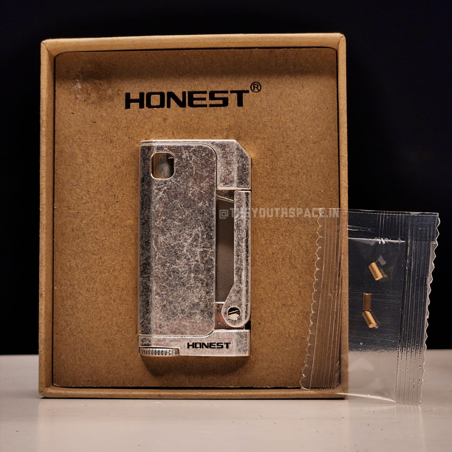 Premium Steel Flint Lighter (Metallic)