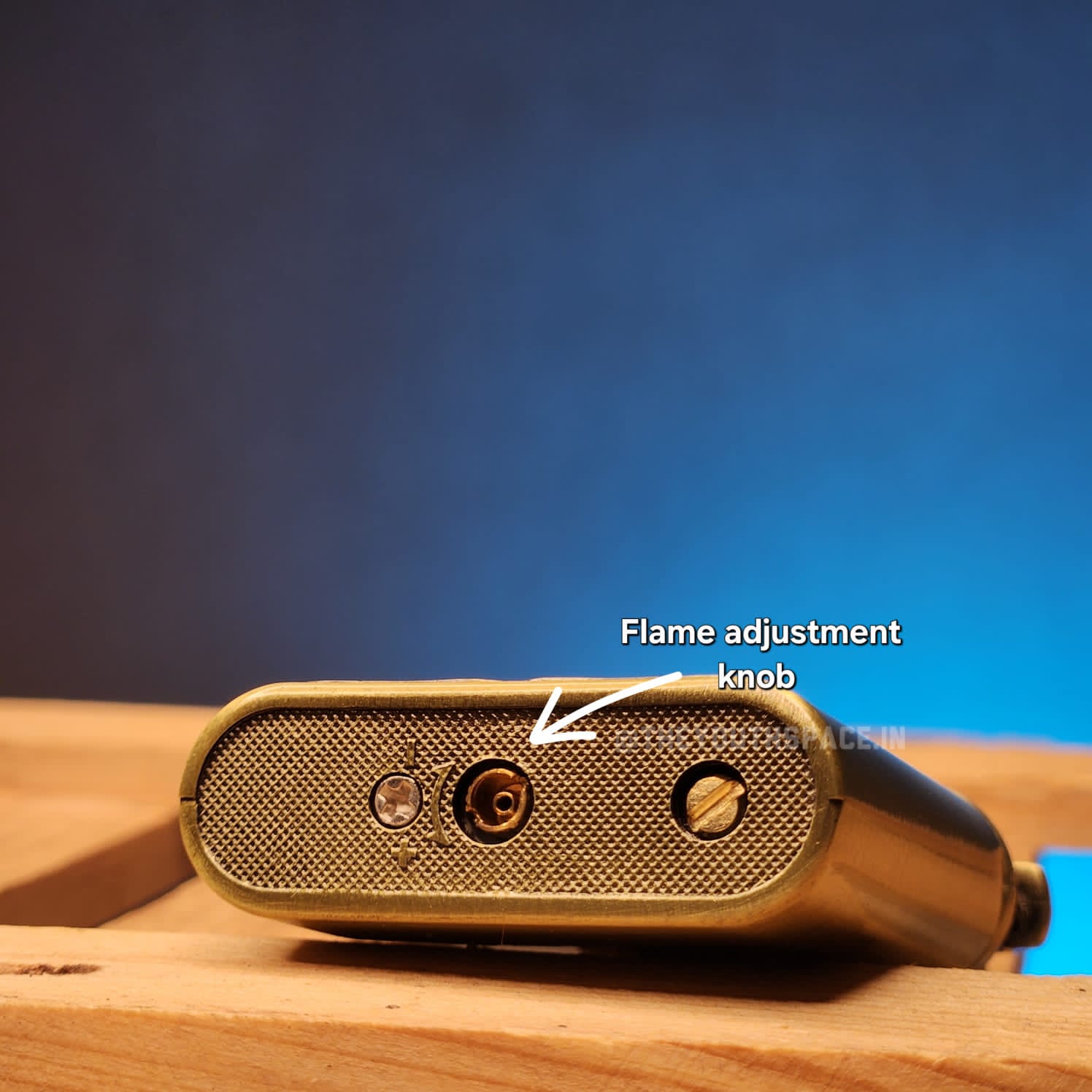 Barrel Flint Wheel Classic Lighter (Metallic)